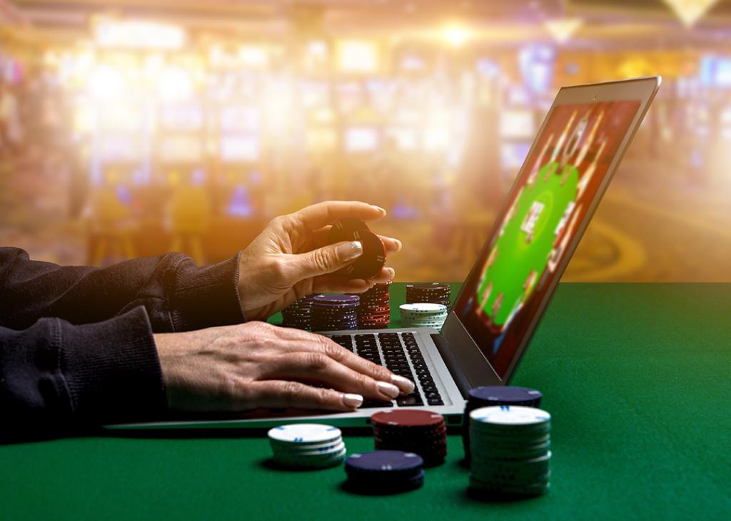 Online vs Live Poker Který styl hry si vybrat Online vs Live Poker Který styl hry si vybrat